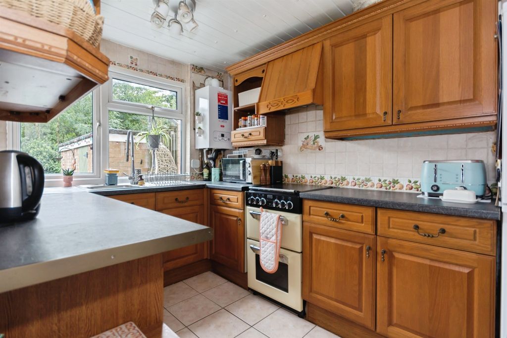Property photo 3 of 17