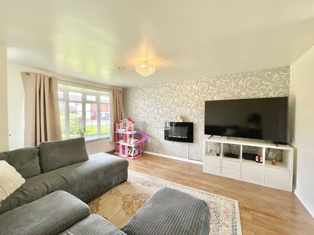 Property photo 2 of 23