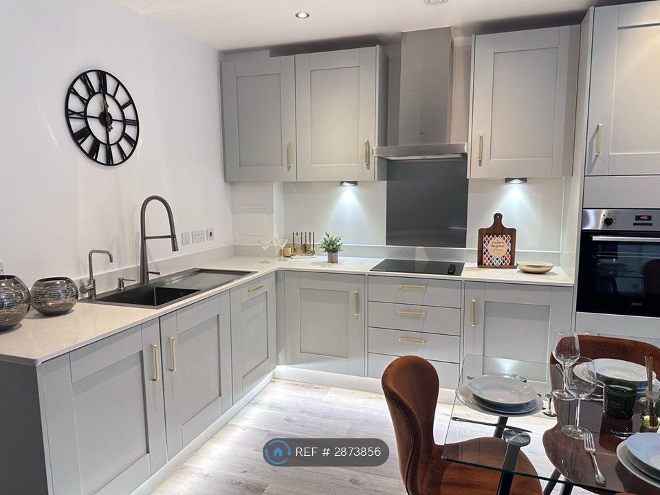 Property photo 2 of 5 Kitchen