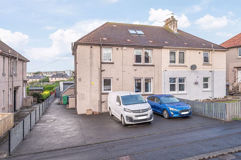 Property photo 1 of 16 External