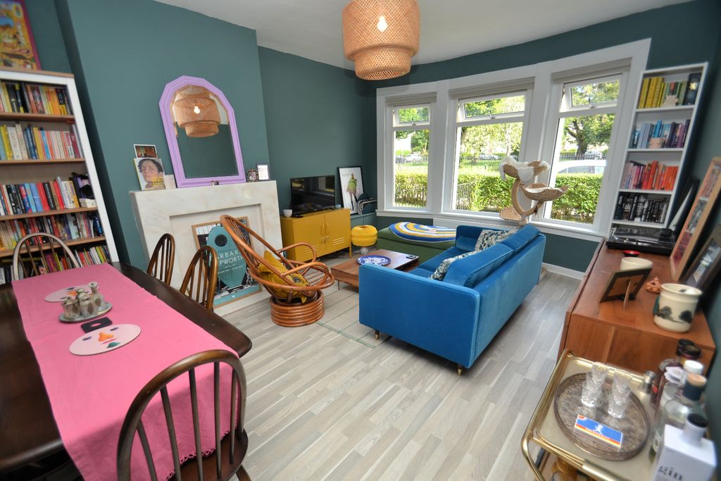 Property photo 2 of 25 4429783