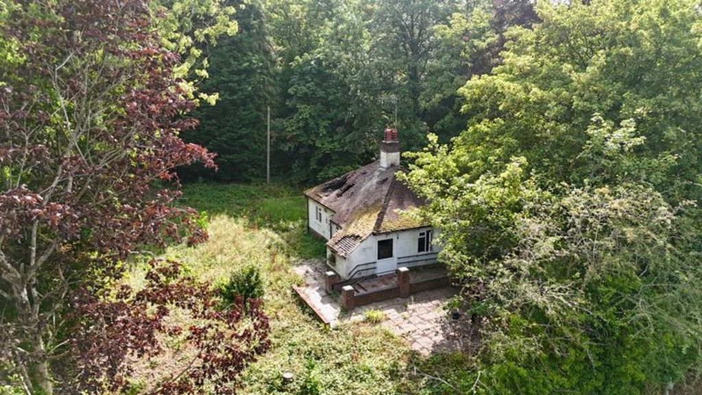 Property photo 1 of 6