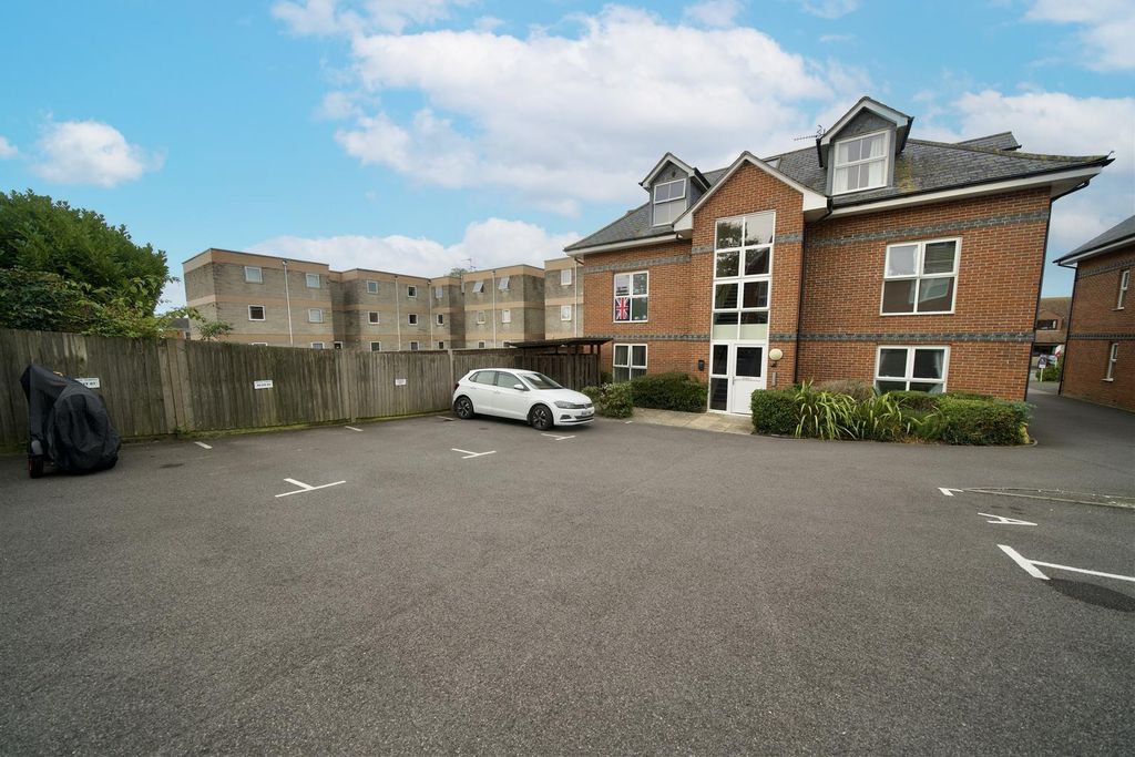 Property photo 2 of 13 F1E.Jpg