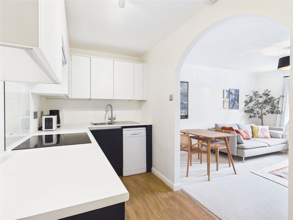 Additional image 4 of 1 bed flat for saleGuildford, Surrey GU1