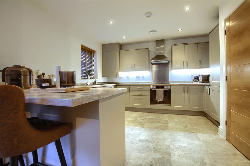 Property photo 2 of 12 As3.Jpg