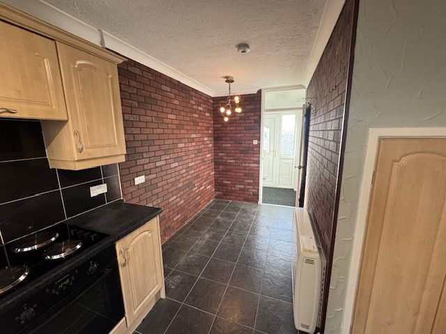 Property photo 3 of 18 Entrance Porch