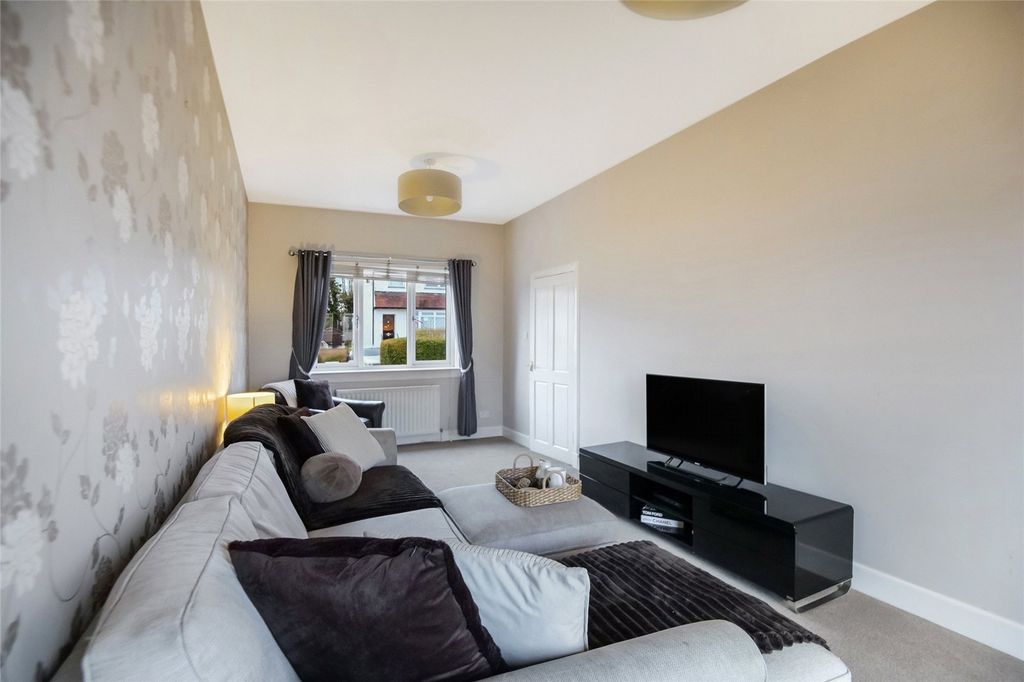 Property photo 3 of 26 Picture No. 03