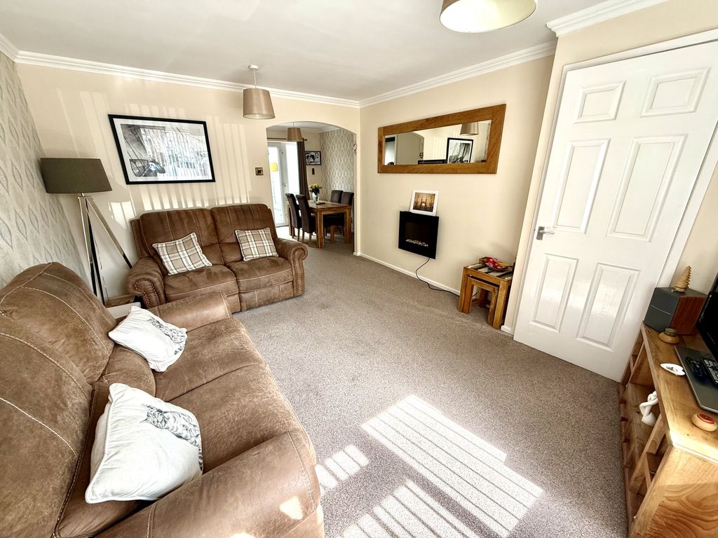 Property photo 2 of 12 Img_4634