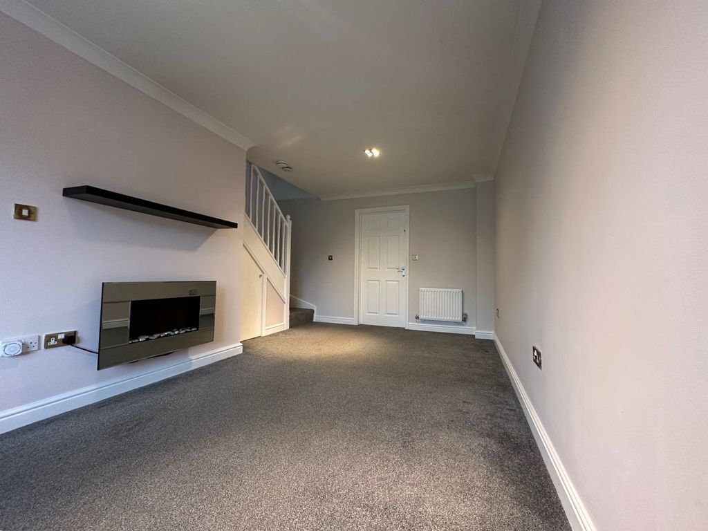 Property photo 3 of 10 Image