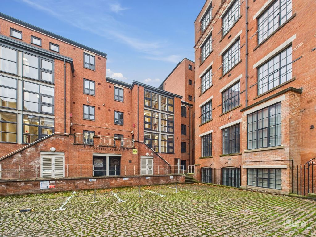 Property photo 1 of 7 Front