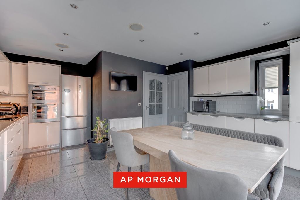 Property photo 3 of 15 Picture No. 17