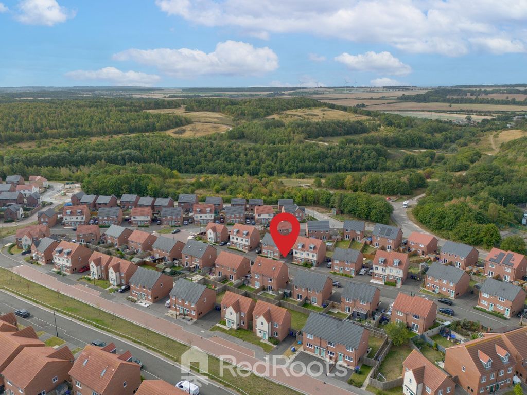 Property photo 2 of 30 4485012