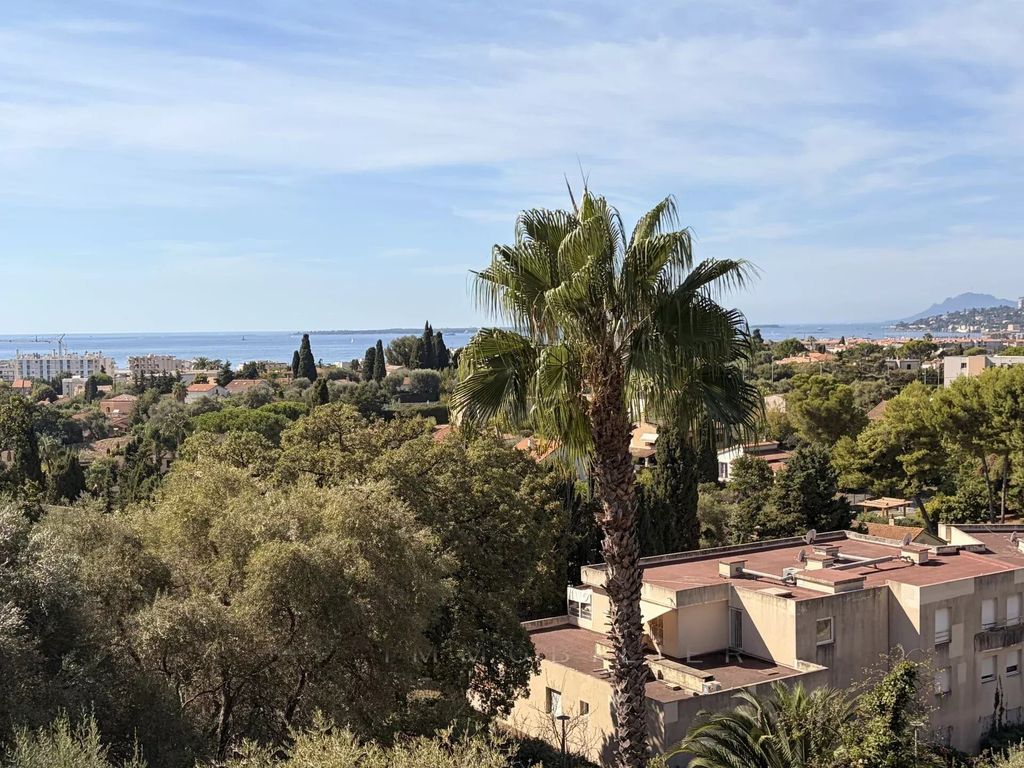 Property photo 1 of 9 Antibes Sea View