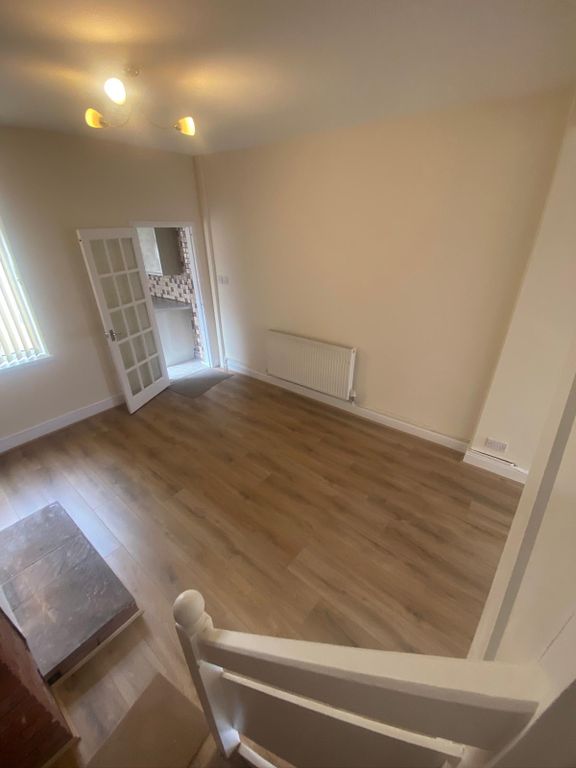 Property photo 2 of 20 1