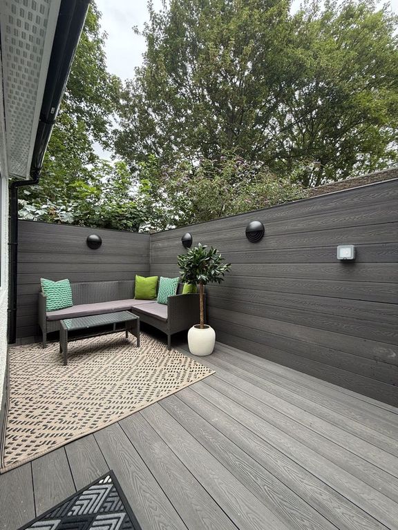 Property photo 2 of 7 Photo 7