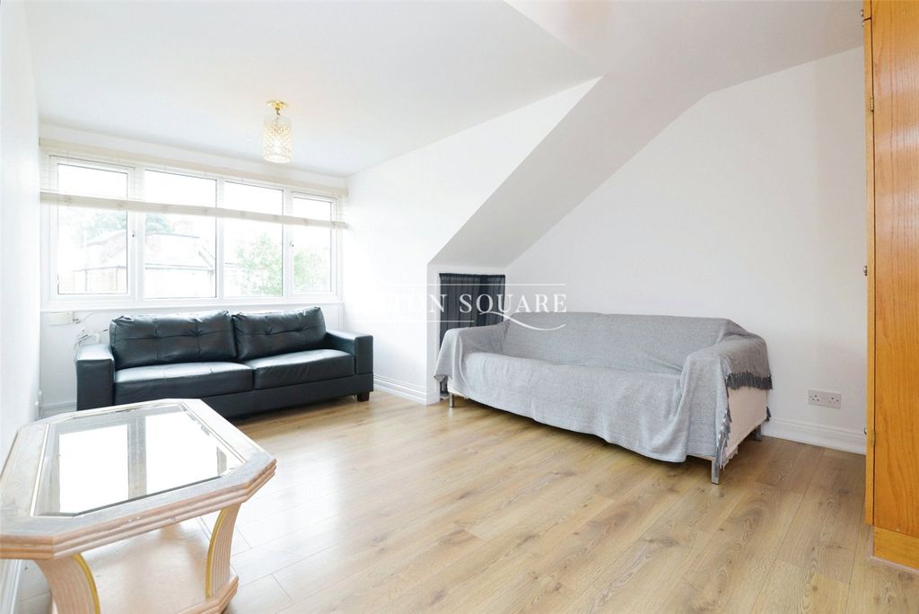 Property photo 2 of 7 Picture No. 05