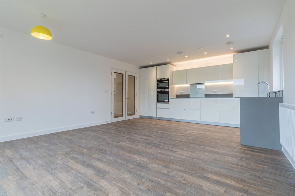 Property photo 2 of 16 Picture No. 07