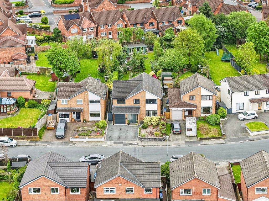 Additional image 17 of 4 bed detached house for saleSalisbury Avenue, Hopwood, Heywood OL10