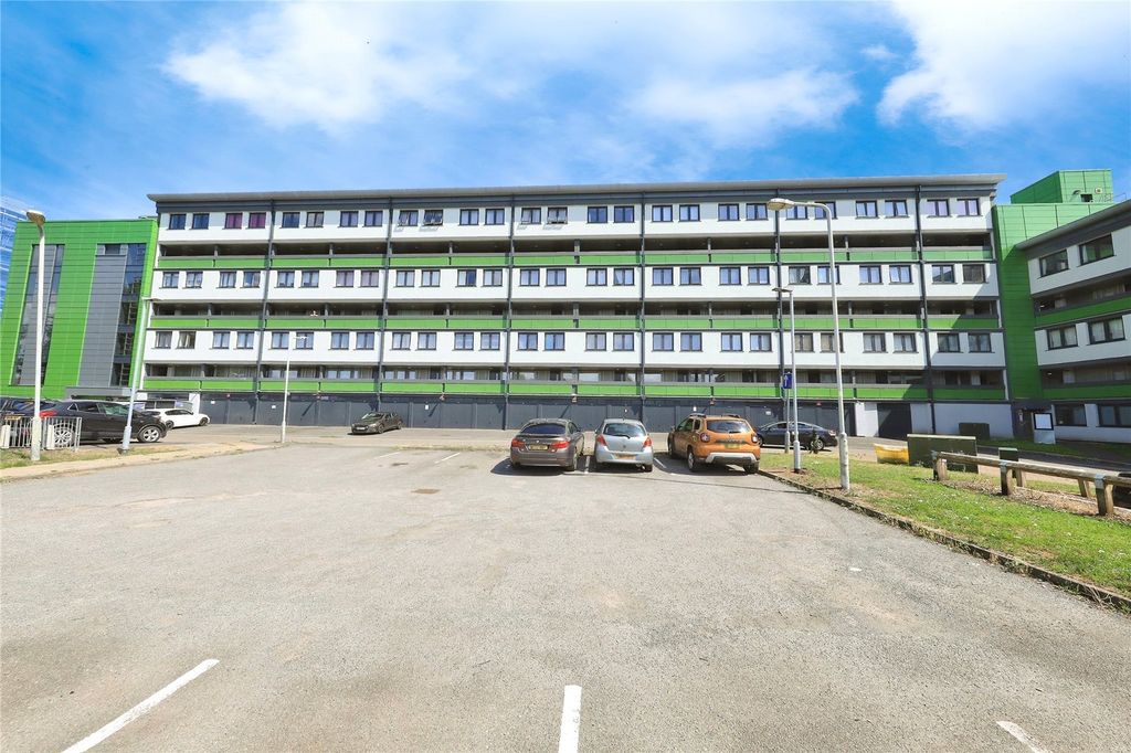 Property photo 1 of 13 Front Of Block