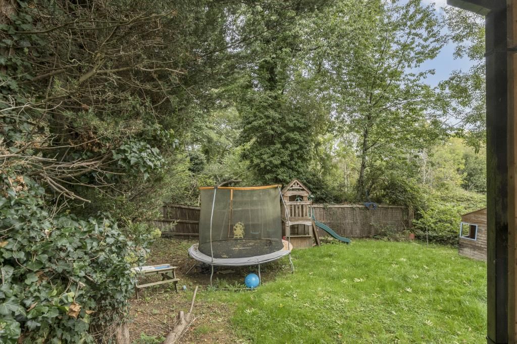 Property photo 2 of 19 Garden