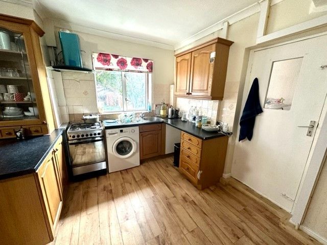 Property photo 1 of 3