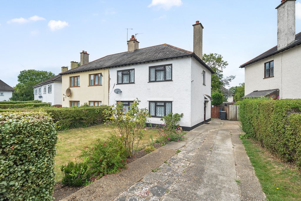 Property photo 2 of 12
