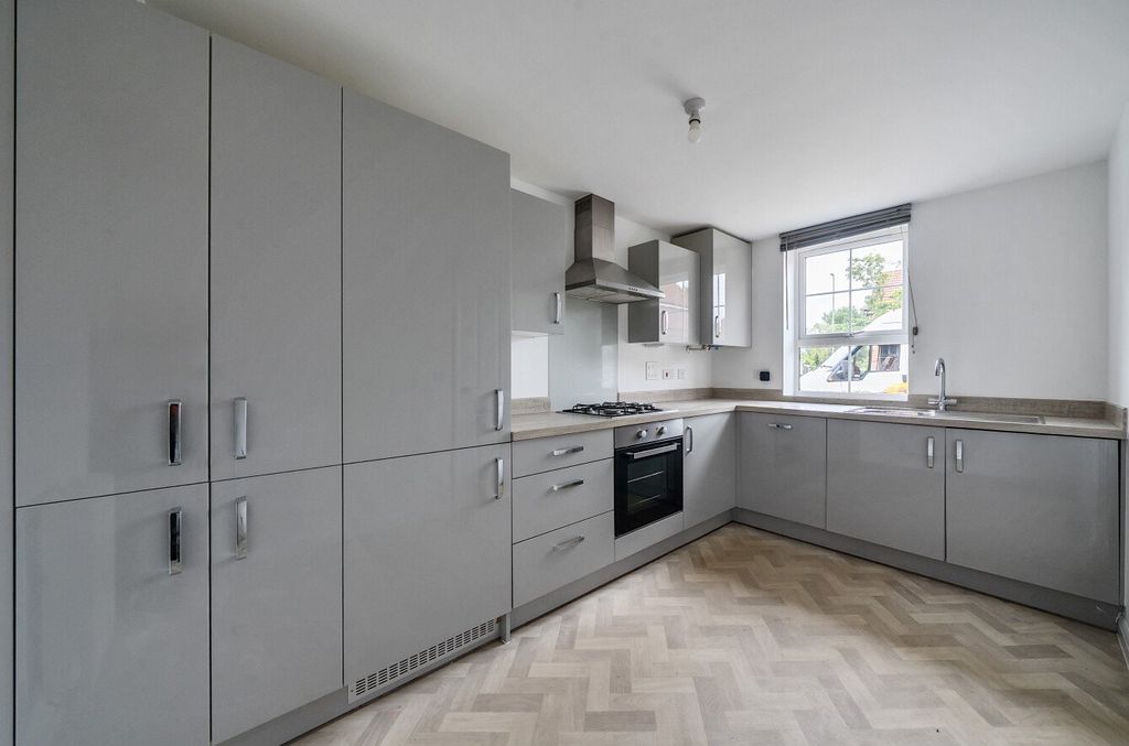 Property photo 3 of 13 Picture No. 06