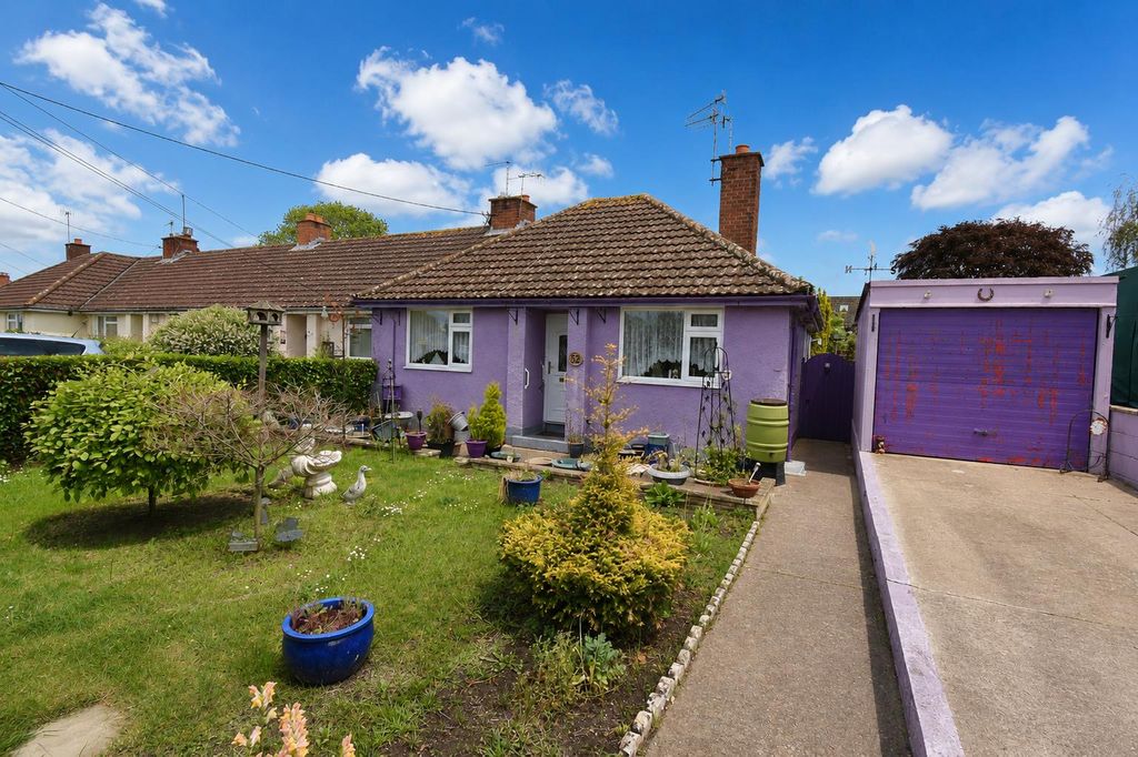 Property photo 2 of 9