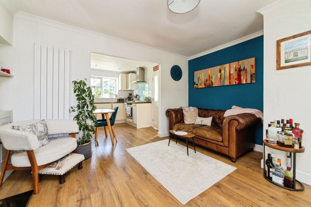 Property photo 3 of 13