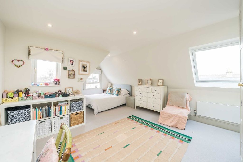 Additional image 8 of 7 bed detached house for saleSt. James's Road, Hampton Hill TW12