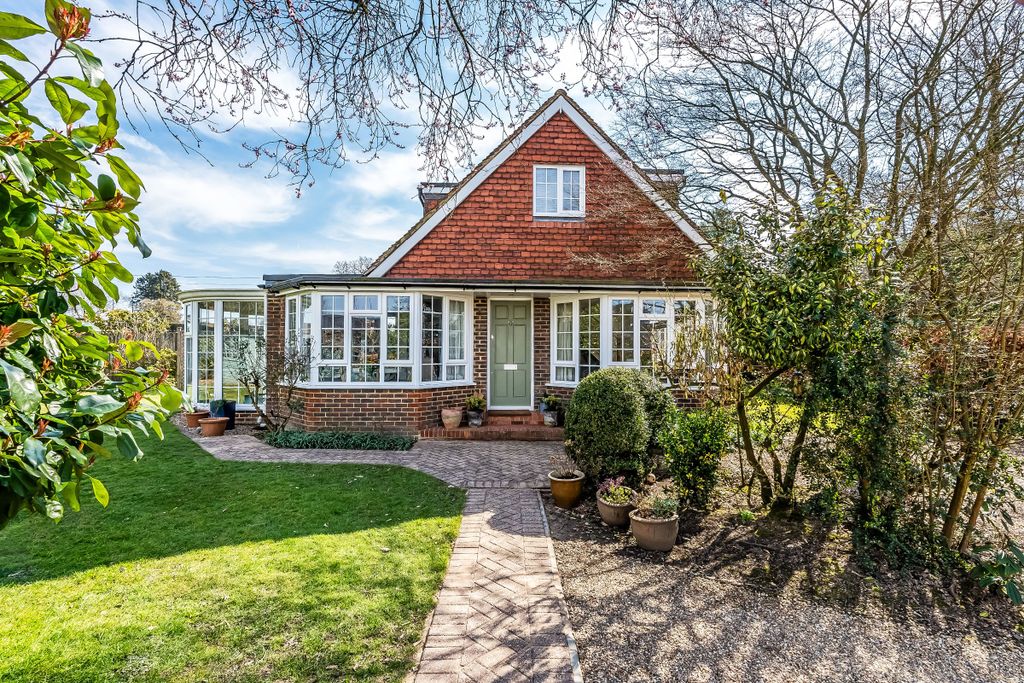 Property photo 1 of 39