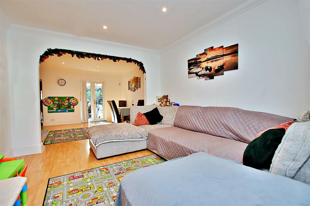 Property photo 2 of 8 Img_8276.Jpg