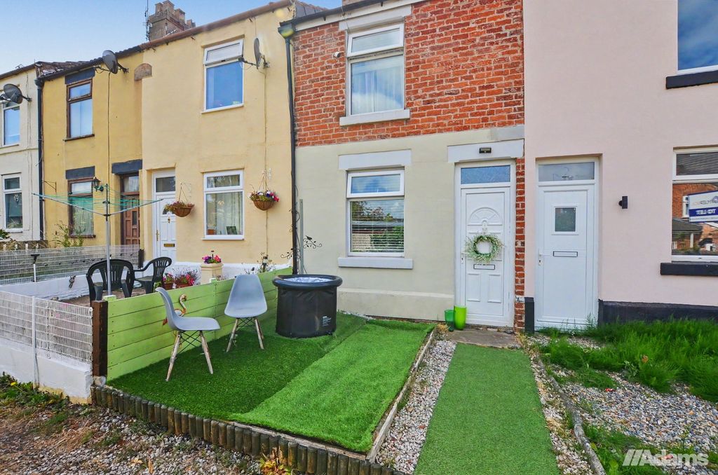 Property photo 1 of 16