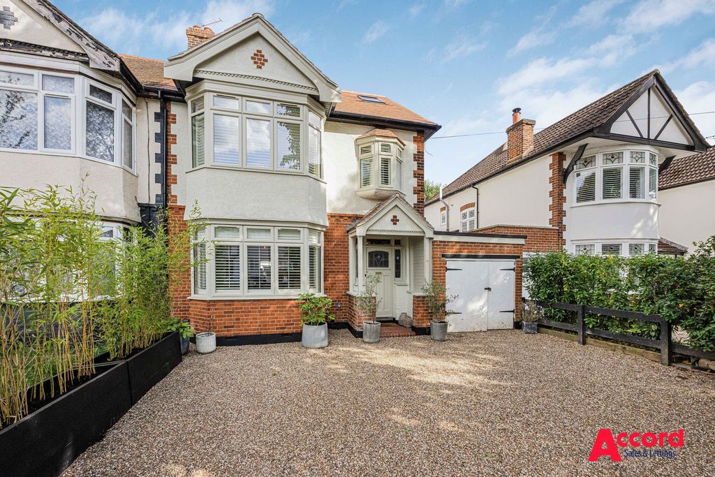 Property photo 1 of 37