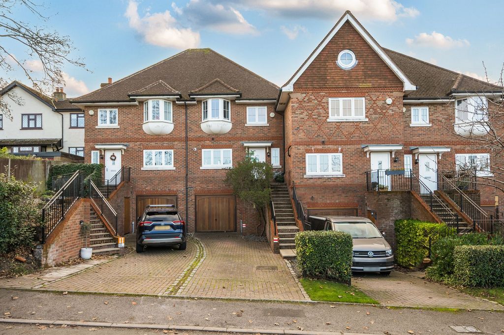 Property photo 1 of 25