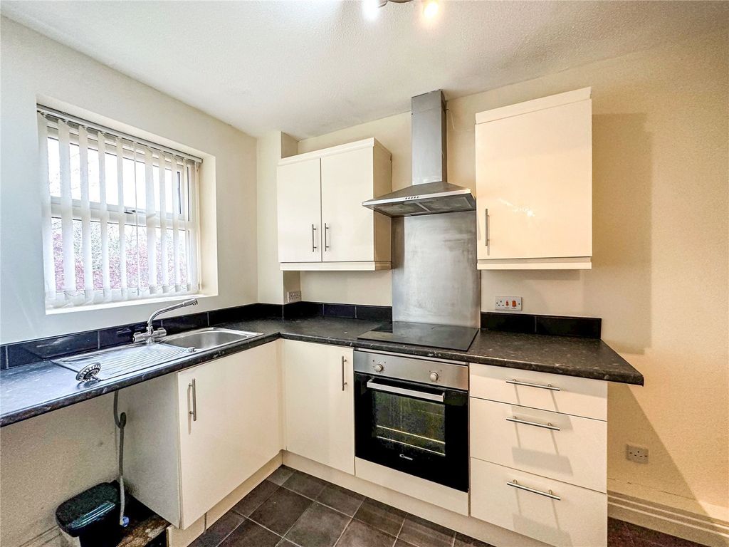 Property photo 3 of 7 Picture No. 15