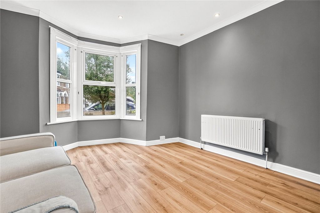 Property photo 2 of 23 Picture No. 66