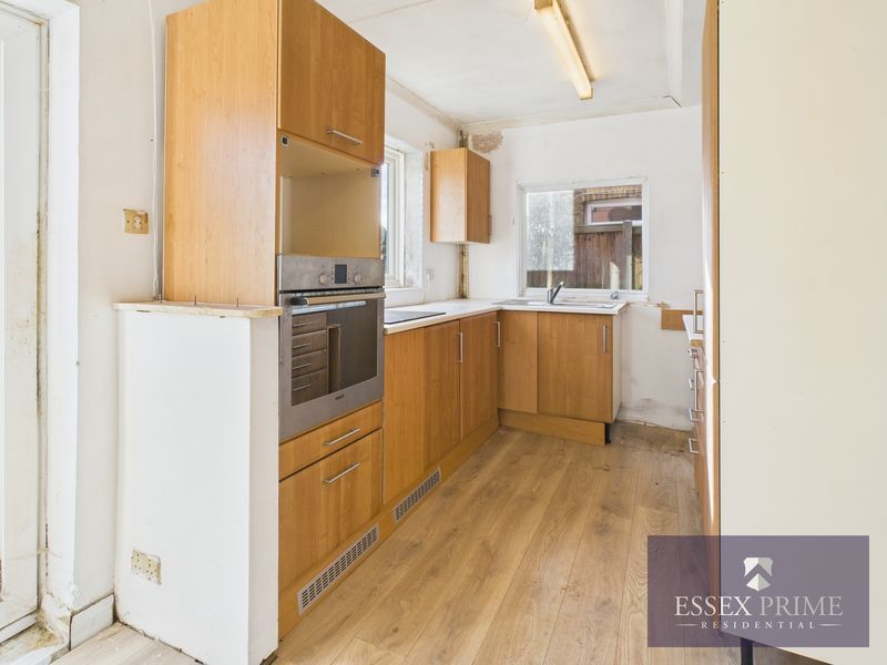 Property photo 3 of 27 Photo 12