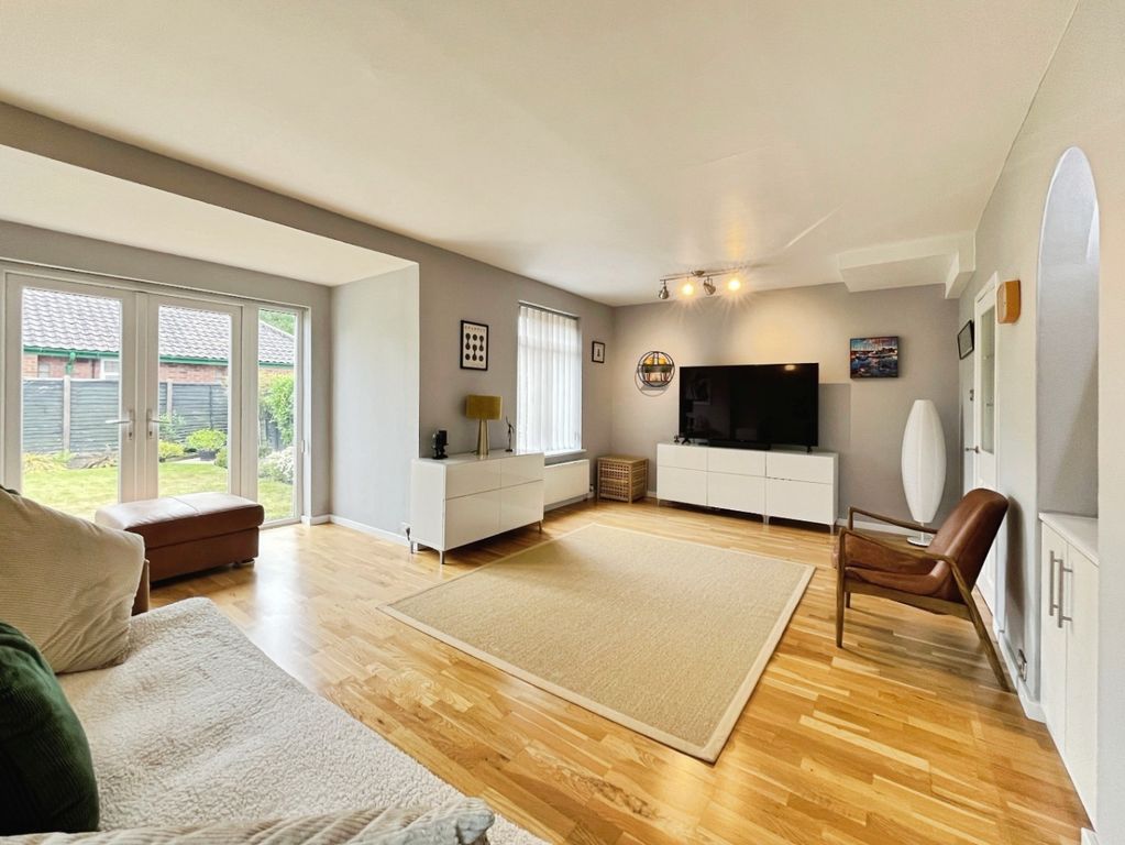 Property photo 3 of 20 4222767