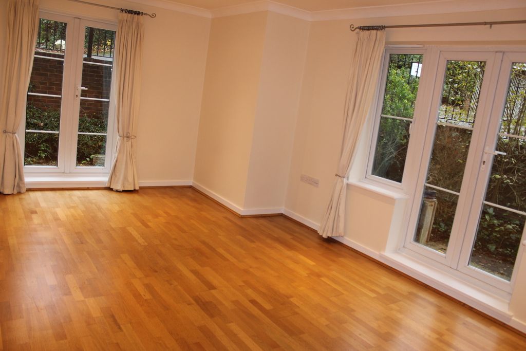 Property photo 3 of 8 Living Room