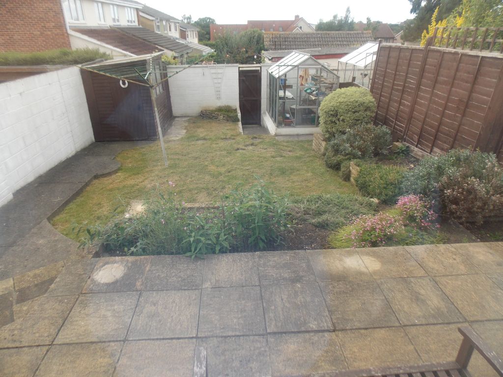 Property photo 3 of 15 Coalpit Heath Roundways 119  Garden