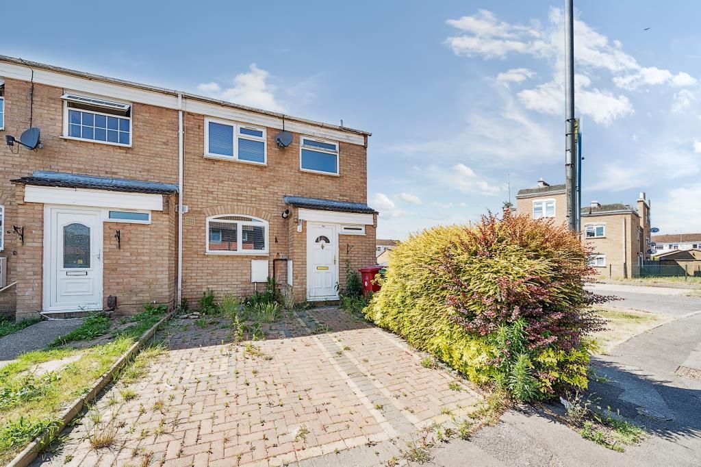 Property photo 1 of 17 External View