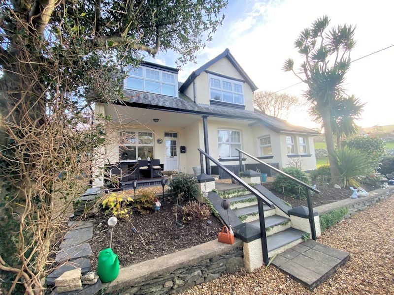 Property photo 2 of 41