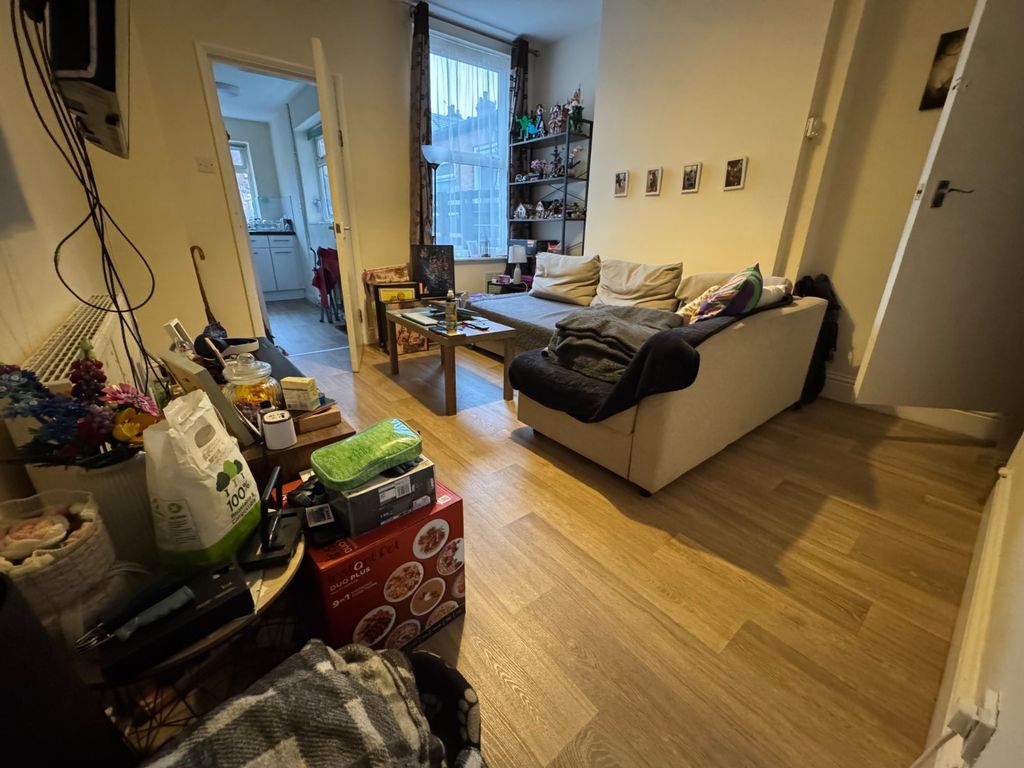 Property photo 2 of 8 Picture No. 04