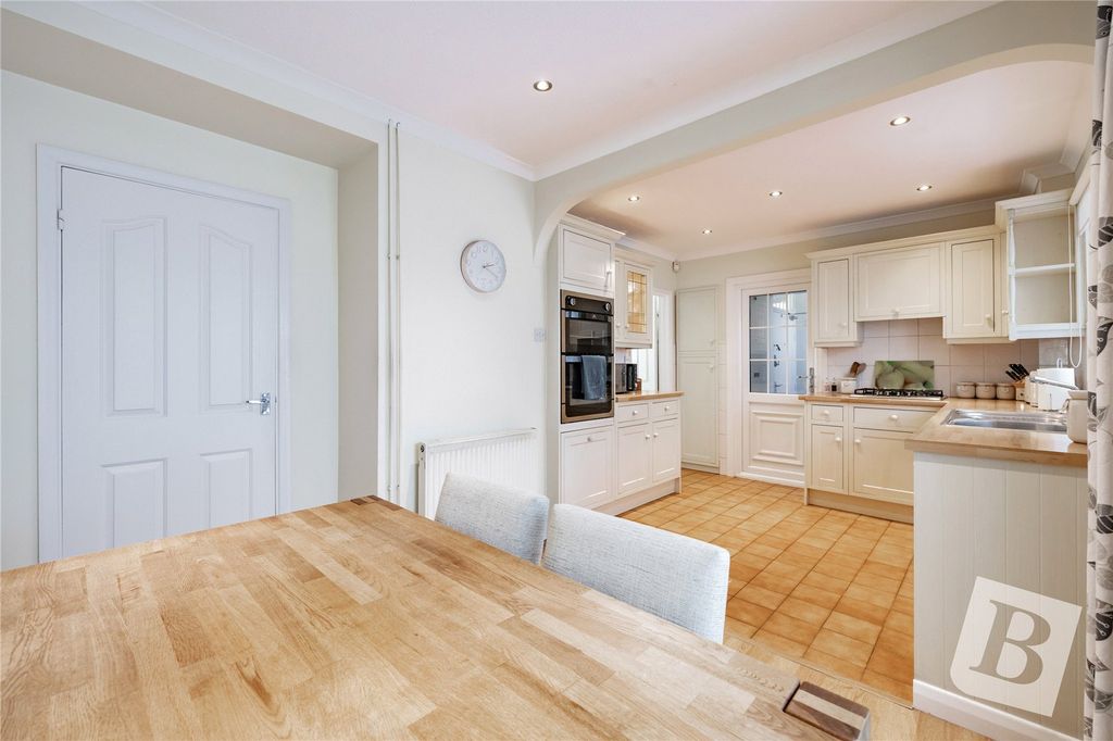 Property photo 2 of 19 Picture No. 07