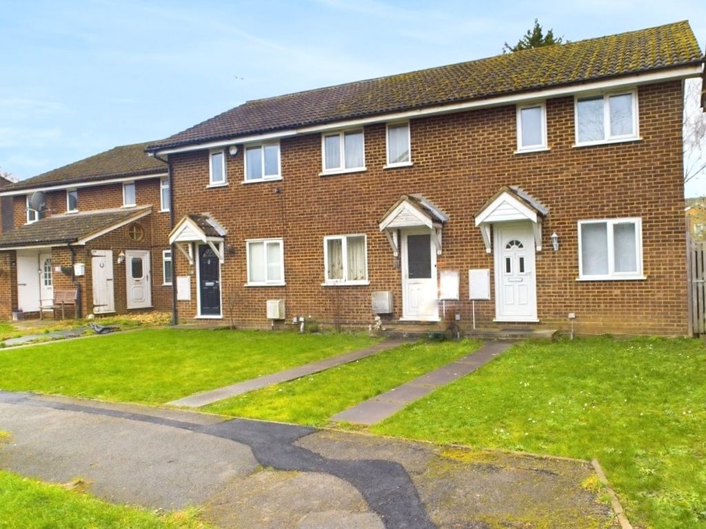 Property photo 1 of 10 Front