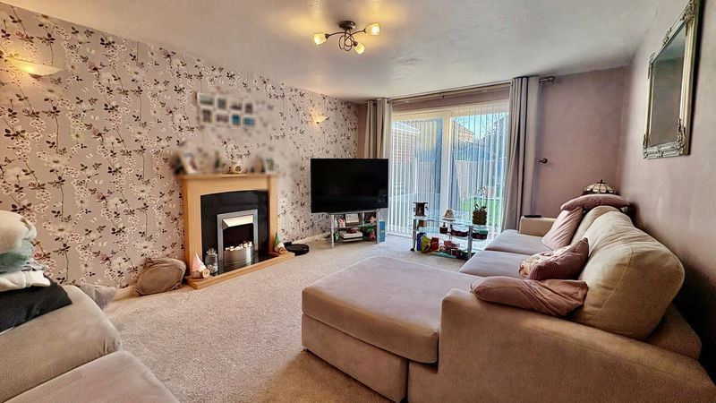 Property photo 3 of 11 Photo 5