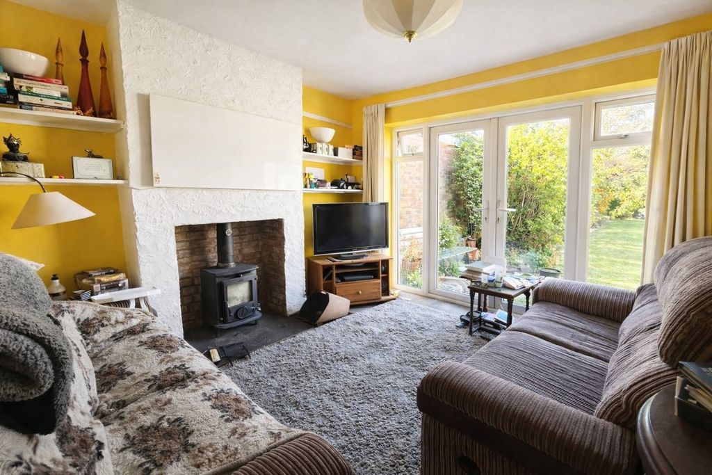 Property photo 2 of 10