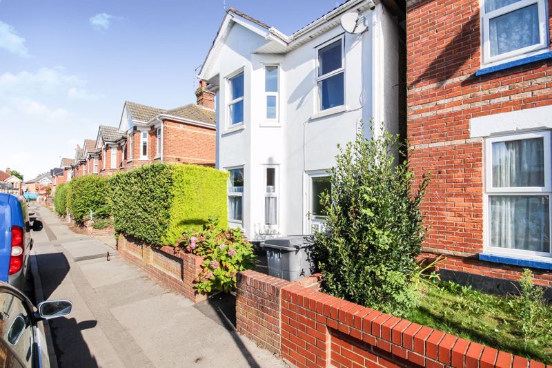 Property photo 3 of 16 Photo 1