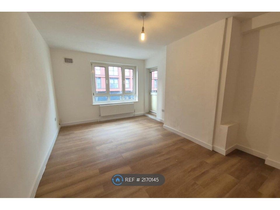 Property photo 2 of 7 Front Room